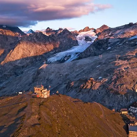Otel Rifugio Garibaldi *