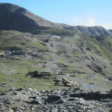 Otel Rifugio Garibaldi