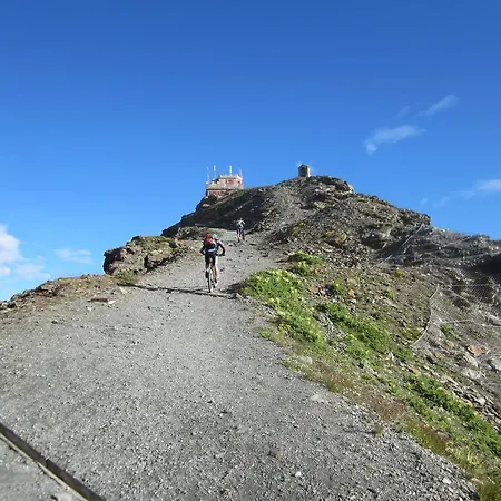 Rifugio Garibaldi Otel Stelvio Geçidi